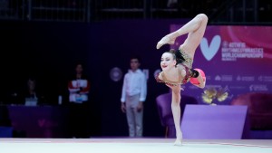 aa q varfolomeev darja ger ph simone ferraro sfa03279 copia